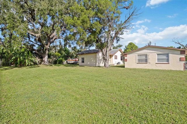 902 27TH STREET E, Bradenton, FL 34208