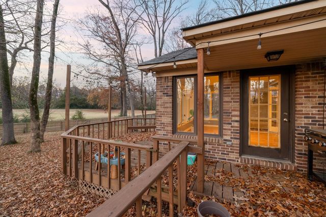 9140 GAINSBOROUGH DR, Lakeland, TN 38002