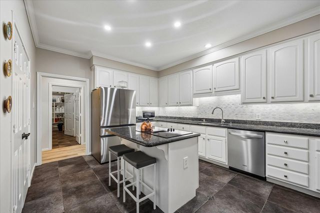 1319 Mission Chase Drive, Houston, TX 77077