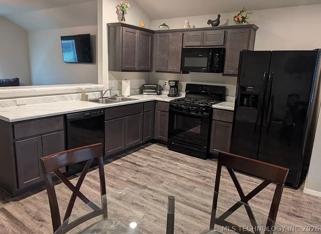 3727 S 151st East Avenue, Tulsa, OK 74134