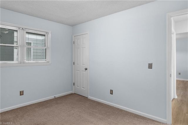 239 Oakwood Court 239-Building F, Winston-salem, NC 27103