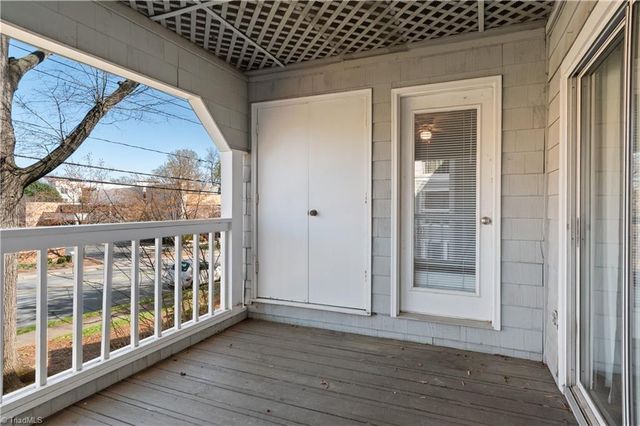 239 Oakwood Court 239-Building F, Winston-salem, NC 27103