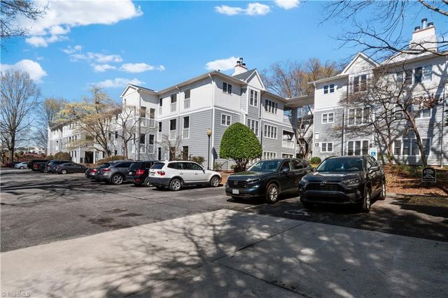 239 Oakwood Court 239-Building F, Winston-salem, NC 27103