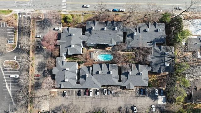 239 Oakwood Court 239-Building F, Winston-salem, NC 27103