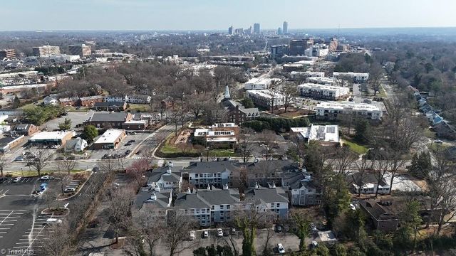 239 Oakwood Court 239-Building F, Winston-salem, NC 27103