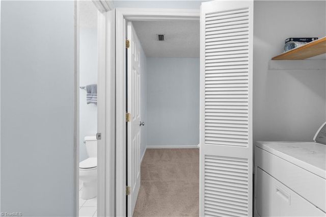 239 Oakwood Court 239-Building F, Winston-salem, NC 27103