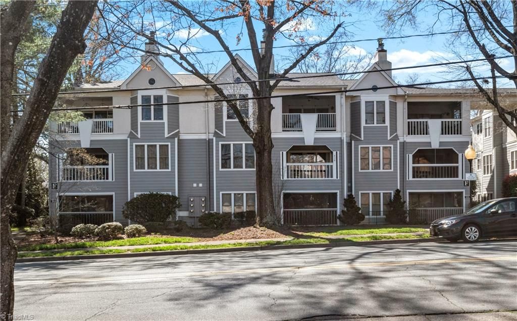 239 Oakwood Court 239-Building F, Winston-salem, NC 27103