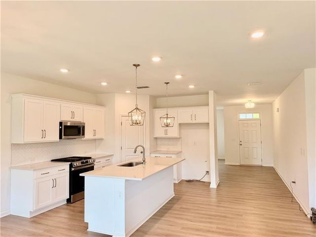 215 Foxhill Drive, Dawsonville, GA 30534
