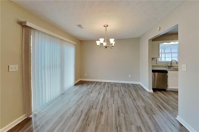 2705 Braemore Glen, Powder Springs, GA 30127