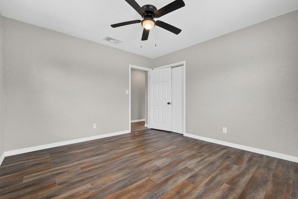 Image 23 of property listing at 1027 BEL AIRE DRIVE, Daytona Beach, FL 32118