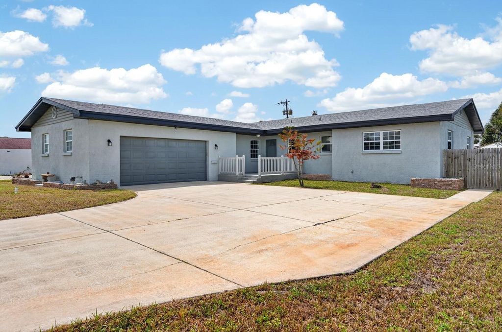 Image 39 of property listing at 1027 BEL AIRE DRIVE, Daytona Beach, FL 32118