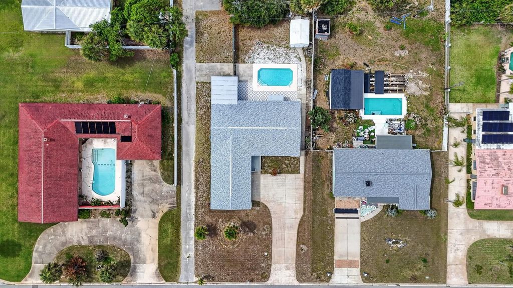 Image 47 of property listing at 1027 BEL AIRE DRIVE, Daytona Beach, FL 32118