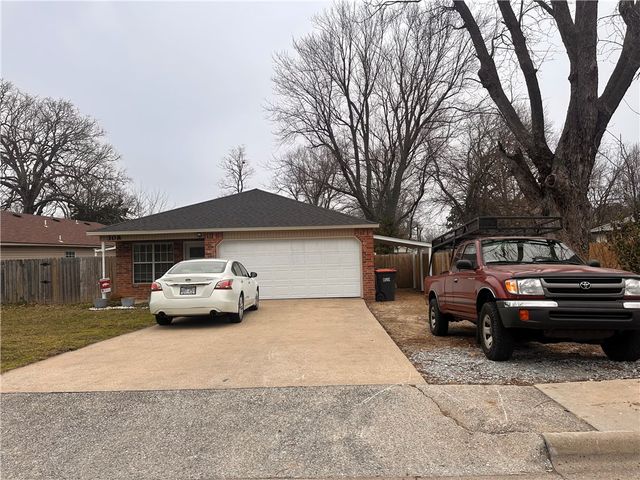 308 Ewalt Avenue, Springdale, AR 72764