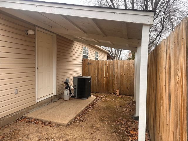 308 Ewalt Avenue, Springdale, AR 72764