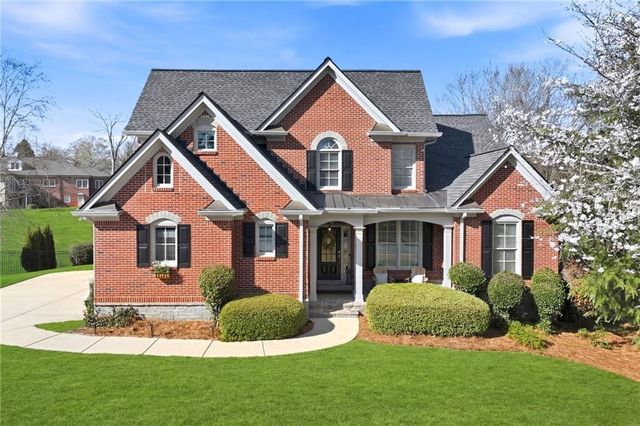 934 Glenwood Drive, Gainesville, GA 30501