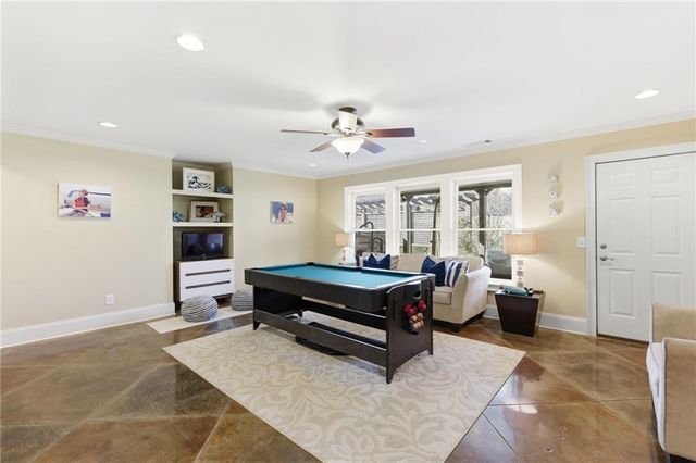 934 Glenwood Drive, Gainesville, GA 30501