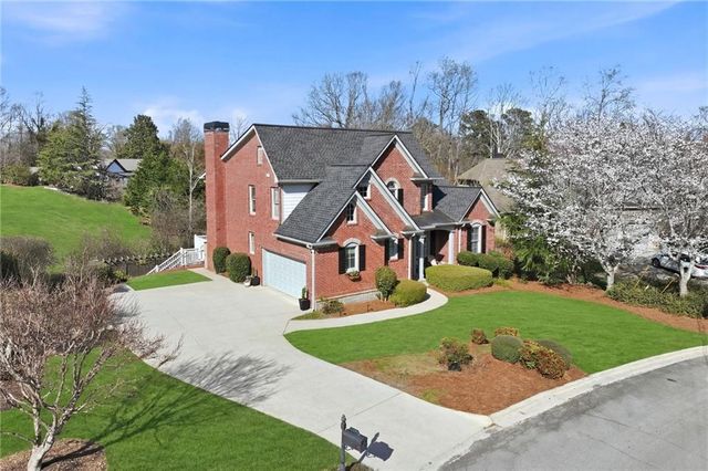 934 Glenwood Drive, Gainesville, GA 30501