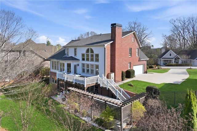 934 Glenwood Drive, Gainesville, GA 30501