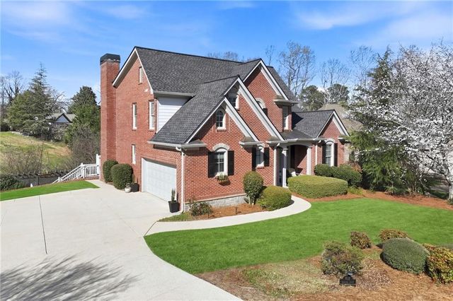 934 Glenwood Drive, Gainesville, GA 30501