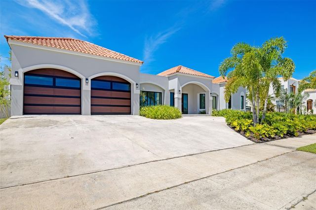 G21 PASEO GALICIA, Vega Alta, PR 00692