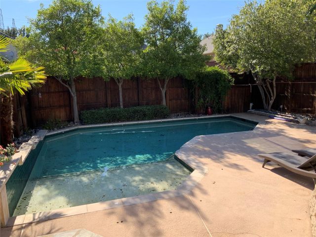 9709 Raven Lane, Irving, TX 75063