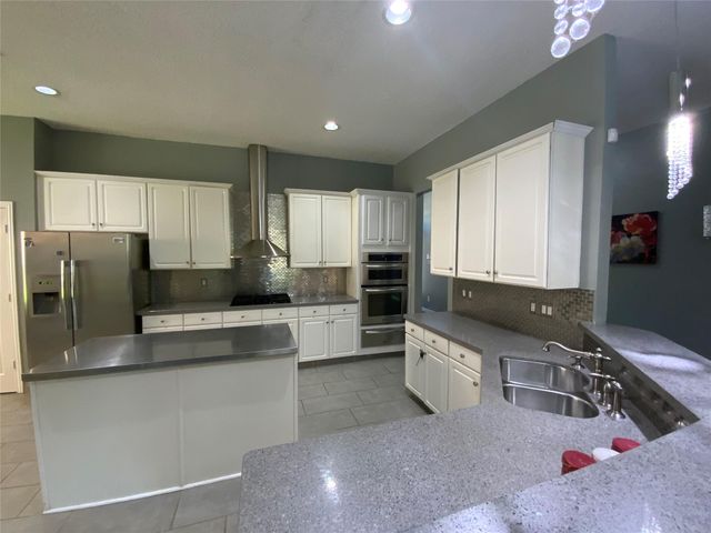 9709 Raven Lane, Irving, TX 75063