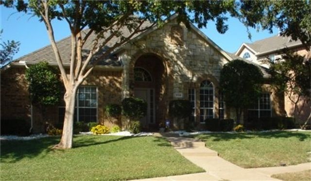 9709 Raven Lane, Irving, TX 75063