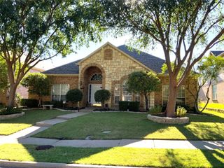 9709 Raven Lane, Irving, TX 75063