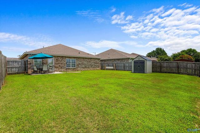 209 Olde Dogwood Trail, Priceville, AL 35603