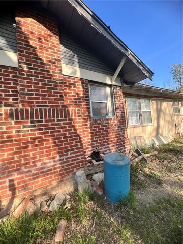 3208 Knox Street, Fort Worth, TX 76119