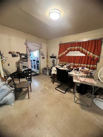 3208 Knox Street, Fort Worth, TX 76119