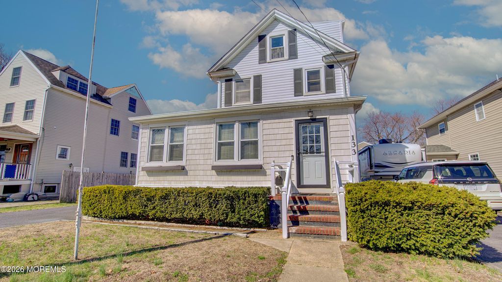 133 Poole Avenue, Union Beach, NJ 07735