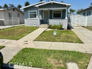 323 W 82nd Street, Los Angeles, CA 90003