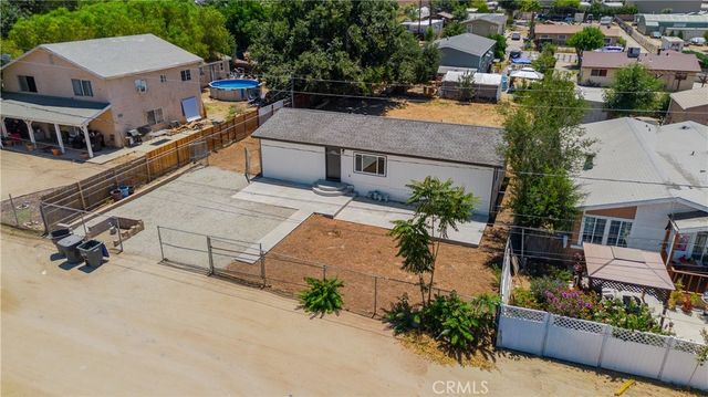 21225 Victorian, Wildomar, CA 92595