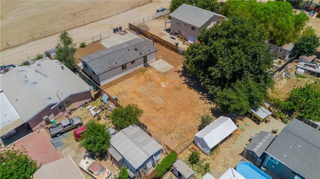 21225 Victorian, Wildomar, CA 92595