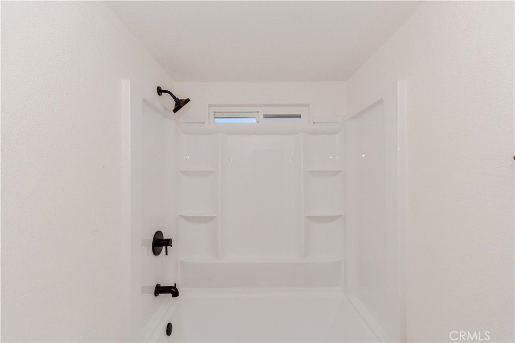 Image 18 of property listing at 21225 Victorian, Wildomar, CA 92595