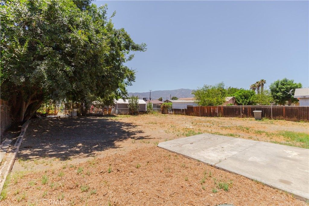 Image 5 of property listing at 21225 Victorian, Wildomar, CA 92595