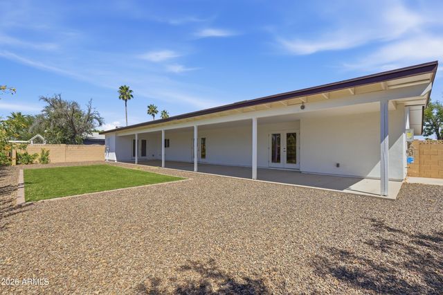 2329 E Enrose Street, Mesa, AZ 85213