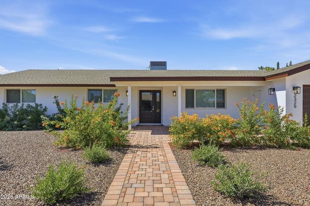 2329 E Enrose Street, Mesa, AZ 85213