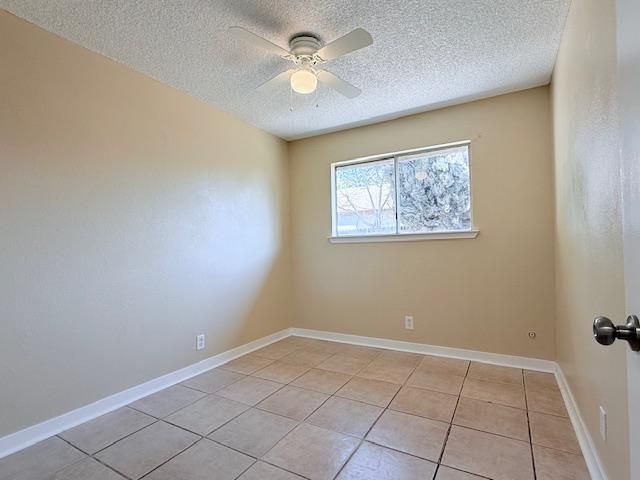 2234 E University Avenue, Fresno, CA 93703