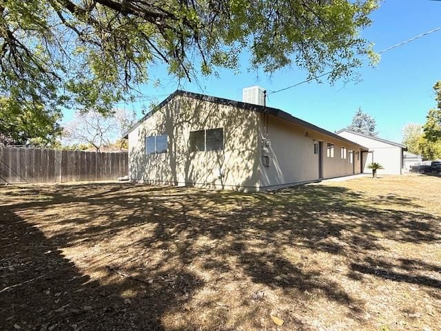 2234 E University Avenue, Fresno, CA 93703