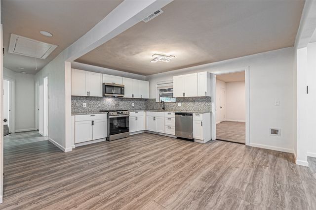 721 Bowman Street, Irving, TX 75060