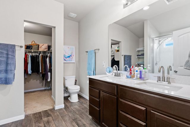 404 Cassandra DR, Hutto, TX 78634