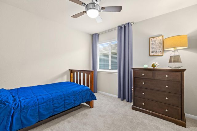 404 Cassandra DR, Hutto, TX 78634