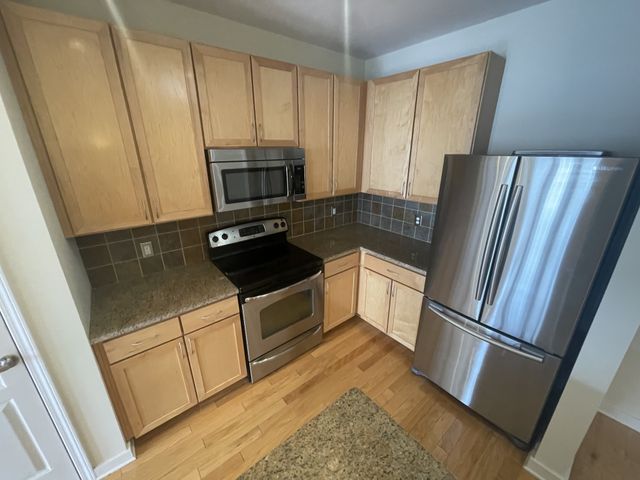 3000 Vanderbilt Pl Apt 412, Nashville, TN 37212