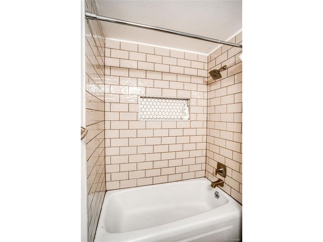 1842 Canyon Blvd 105, Boulder, CO 80302