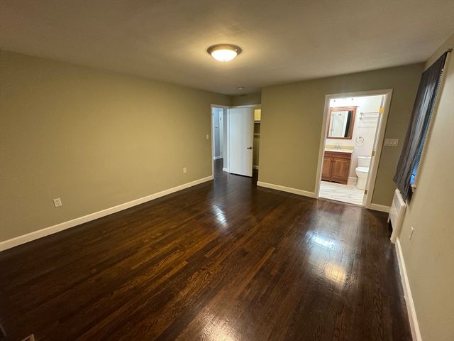 793 Dedham St, Newton, MA 02459