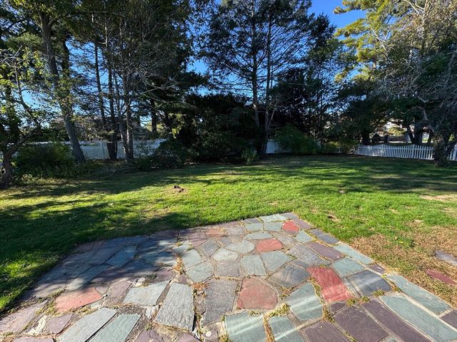 793 Dedham St, Newton, MA 02459