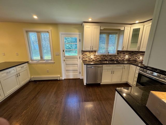 793 Dedham St, Newton, MA 02459