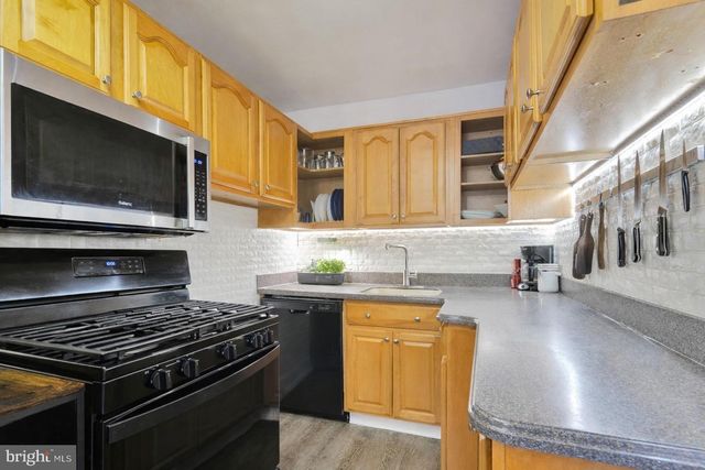 437 PARK DR, Glenolden, PA 19036